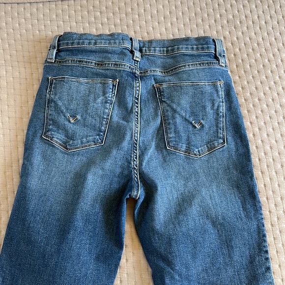 Hudson Jeans Barbara High Waist, straight leg ankle jeans in Omega wash - Picture 15 of 16